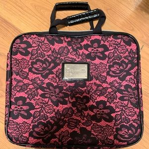 Betsyville by Betsey Johnson laptop bag